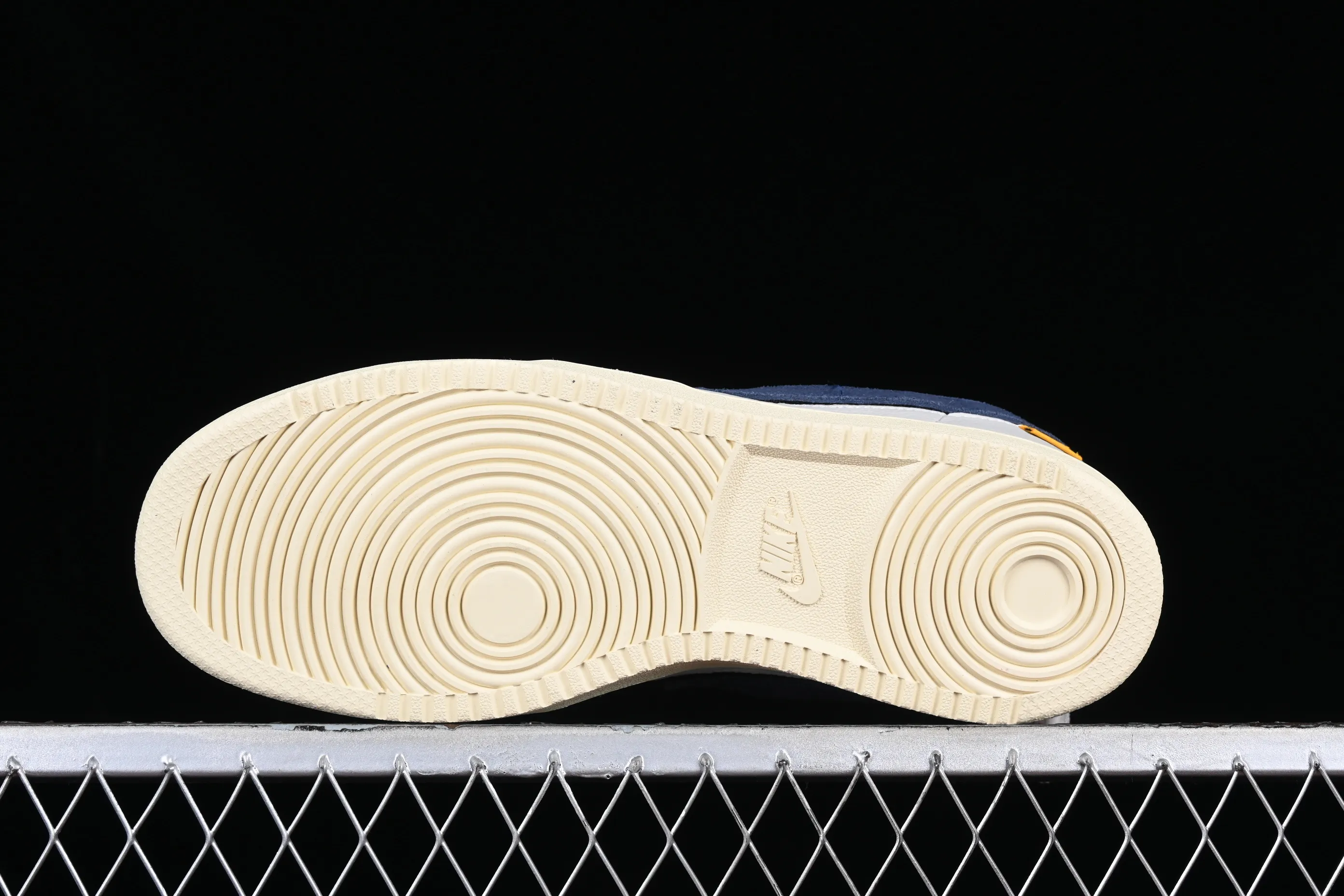 All categories Air Jordan Jordan series basketball shoes Air Jordan 1 Low Y version Uion LA x Air Jordan AJ1 KO Low joint white and gray low-top retro basketball shoes DZ4864-100